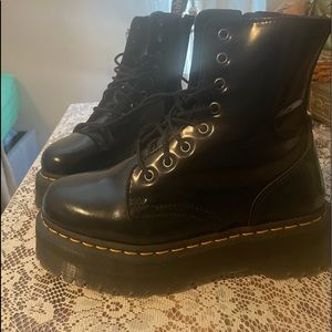 Dr.Marten Jadon Boots
